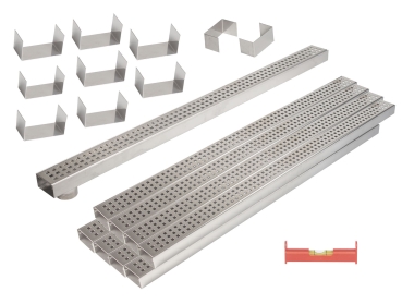 8er Rinnenset V2A superflach mit 1 Rinne mit Stutzen, 7 Rinnen geschlossen, 2 Endstücke, 7 Verbinder, 1 Dichtmittel, 1 Schnurwasserwaage
